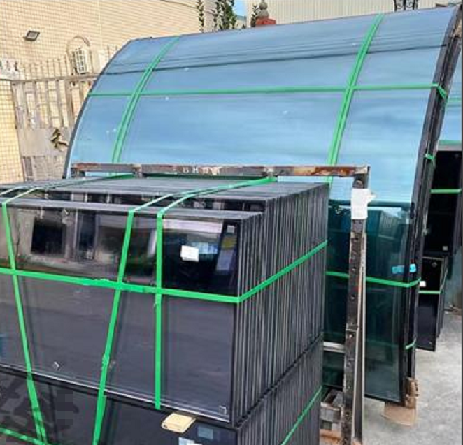 Why glass cracks in annealing